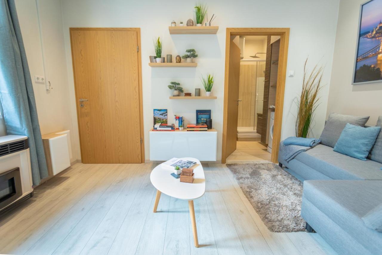 Velvet Vista Apartment Budapest Luaran gambar